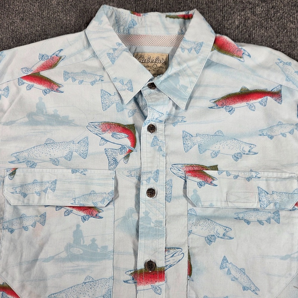 Cabelas Men's XL Blue Fish Print Short Sleeve Button Up Fishing Shirt